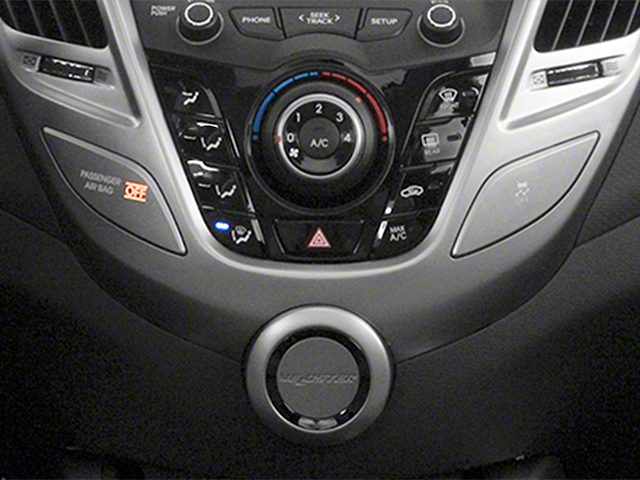 2013 Hyundai VELOSTER Base W/Black