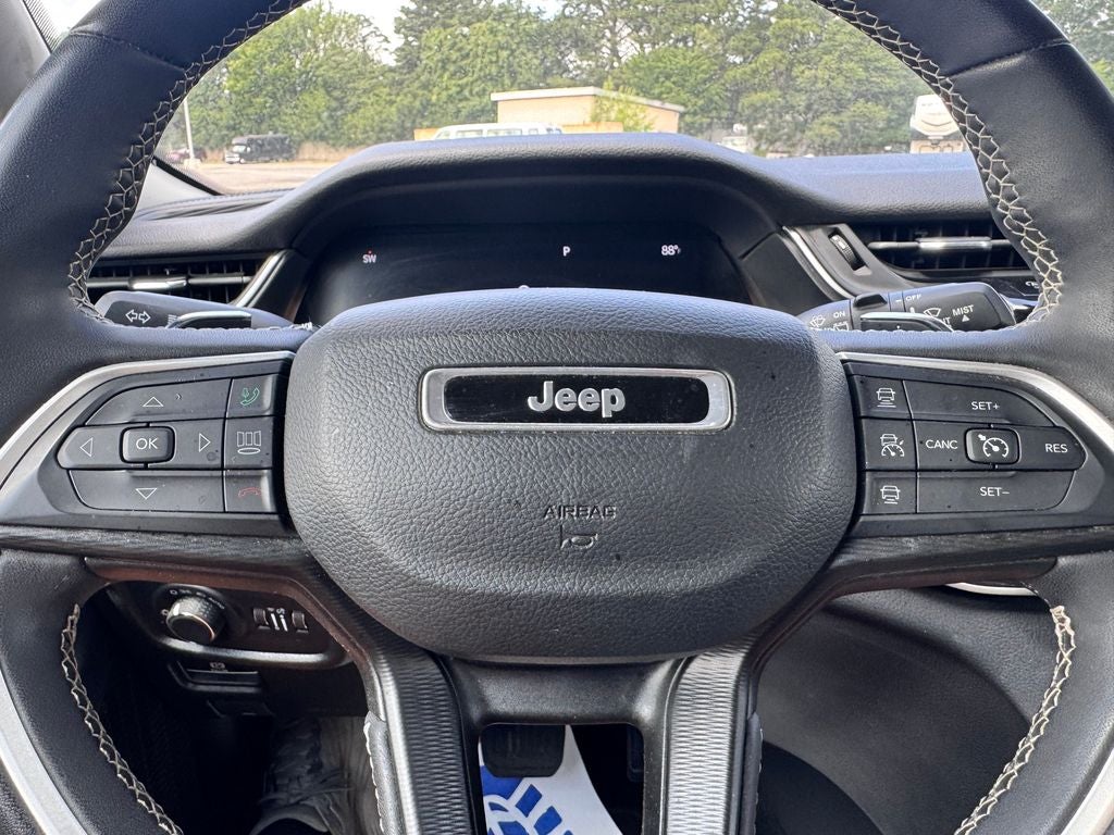 2023 Jeep Grand Cherokee L Laredo