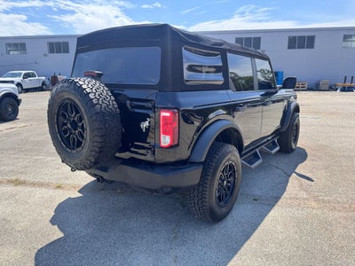 2022 Ford Bronco Base
