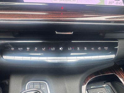 2022 Cadillac Escalade Luxury