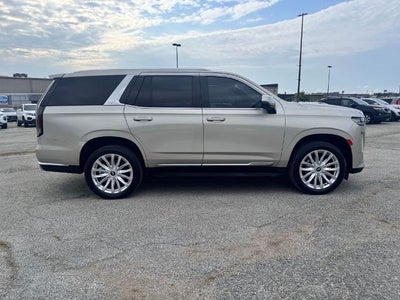2022 Cadillac Escalade Luxury