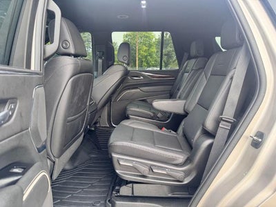 2022 Cadillac Escalade Luxury