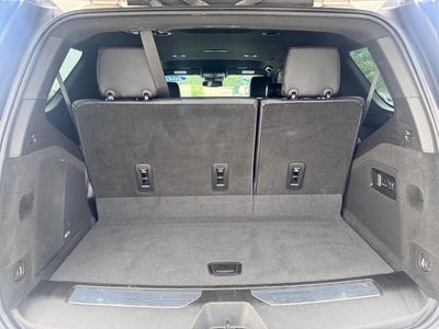 2022 Cadillac Escalade Luxury