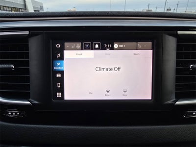 2024 Chrysler Voyager LX