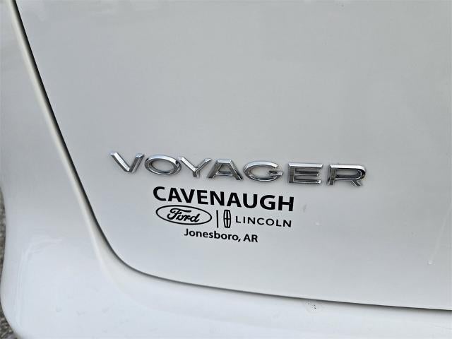 2024 Chrysler Voyager LX