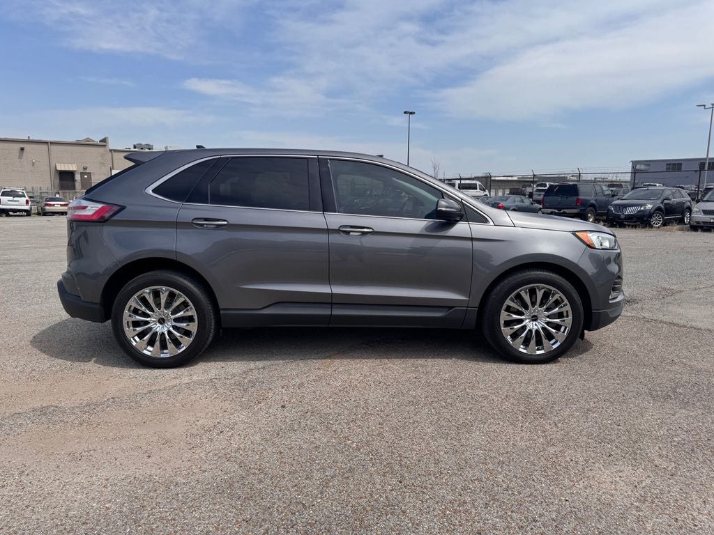 2022 Ford Edge Titanium