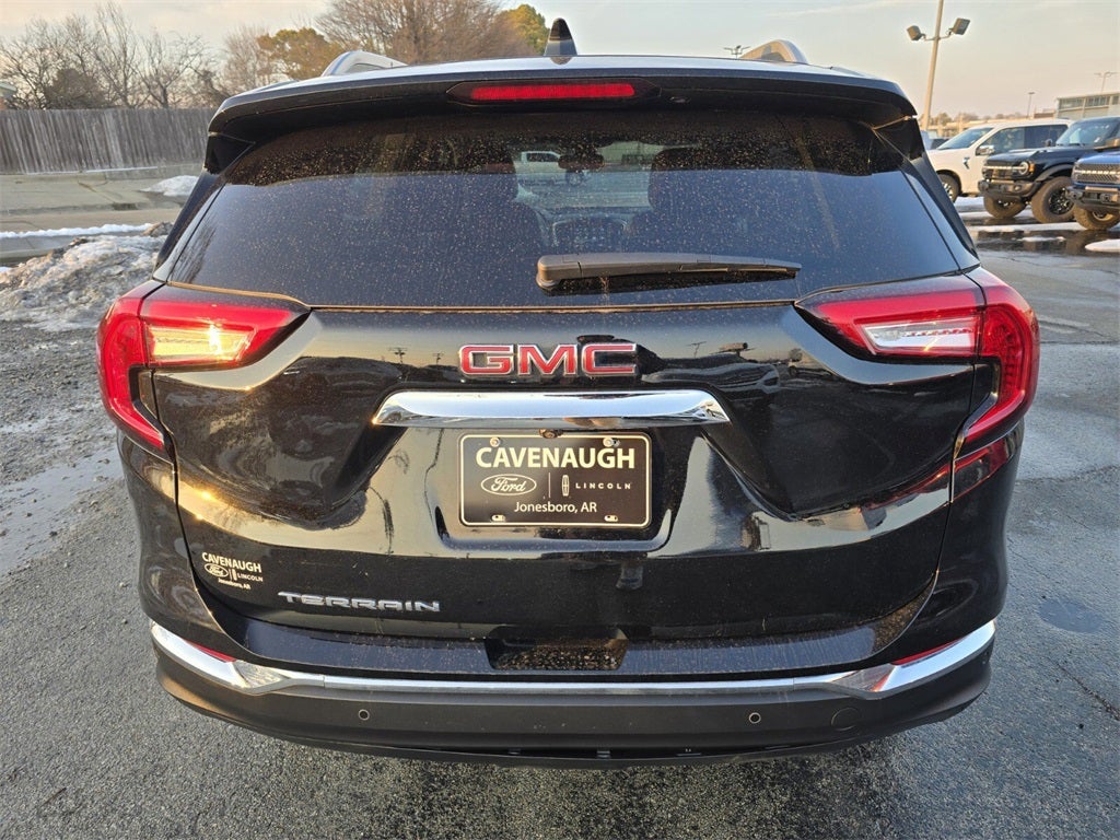 2022 GMC Terrain SLT