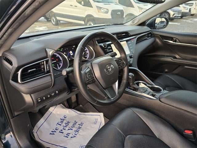 2019 Toyota Camry Hybrid XLE