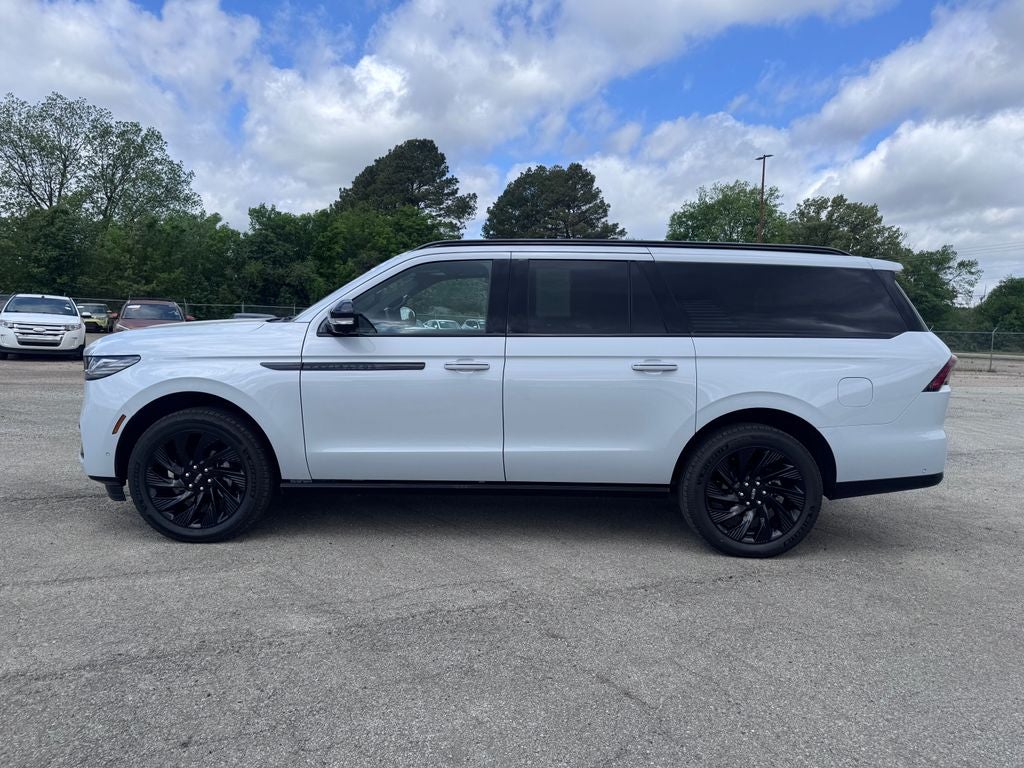 2025 Lincoln Navigator L Reserve