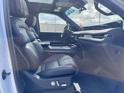 2025 Lincoln Navigator L Reserve