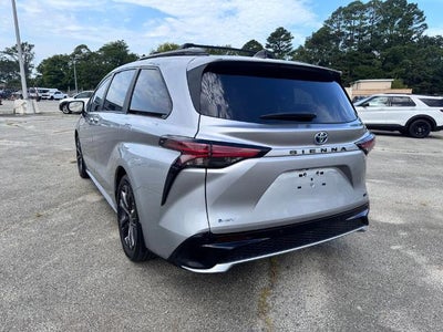 2025 Toyota Sienna XSE 7 Passenger