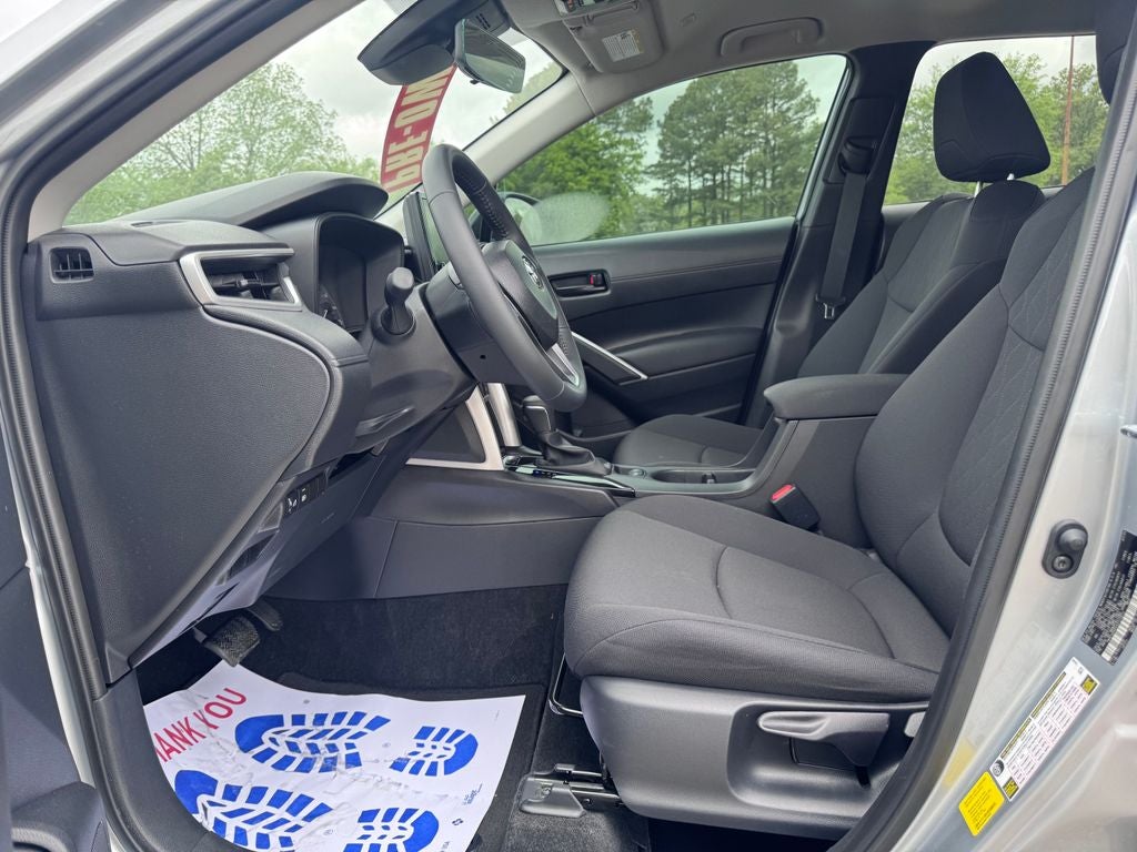2025 Toyota Corolla Cross LE