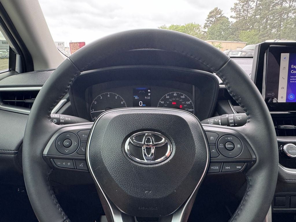 2025 Toyota Corolla Cross LE