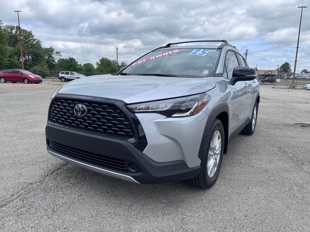 2025 Toyota Corolla Cross LE