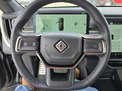 2023 Rivian R1S Adventure