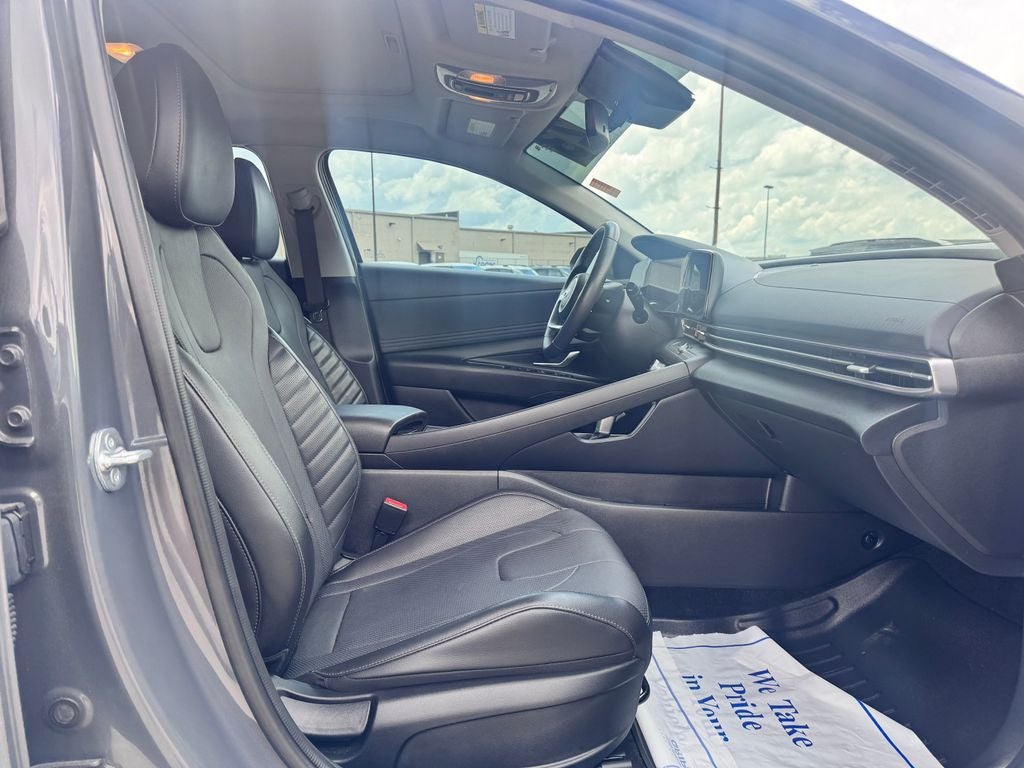 2023 Hyundai ELANTRA HYBRID Limited