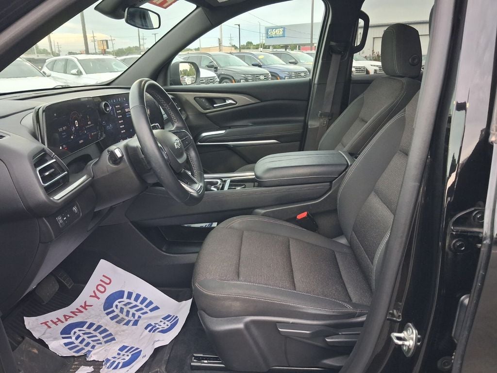 2024 Chevrolet Traverse LS