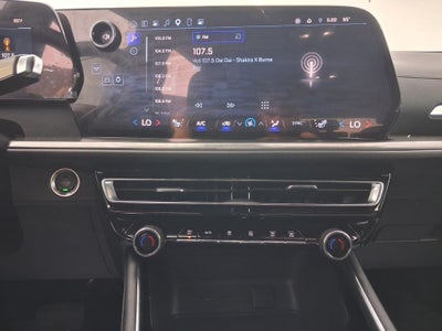 2024 Chevrolet Traverse LS
