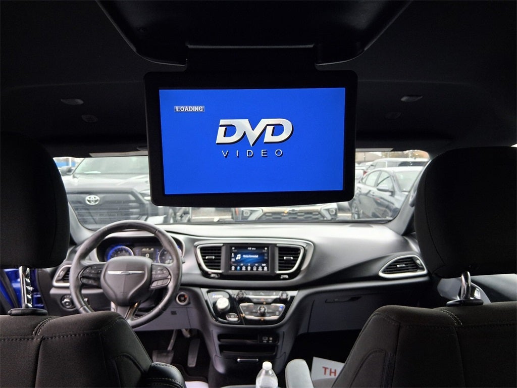 2020 Chrysler Pacifica Touring