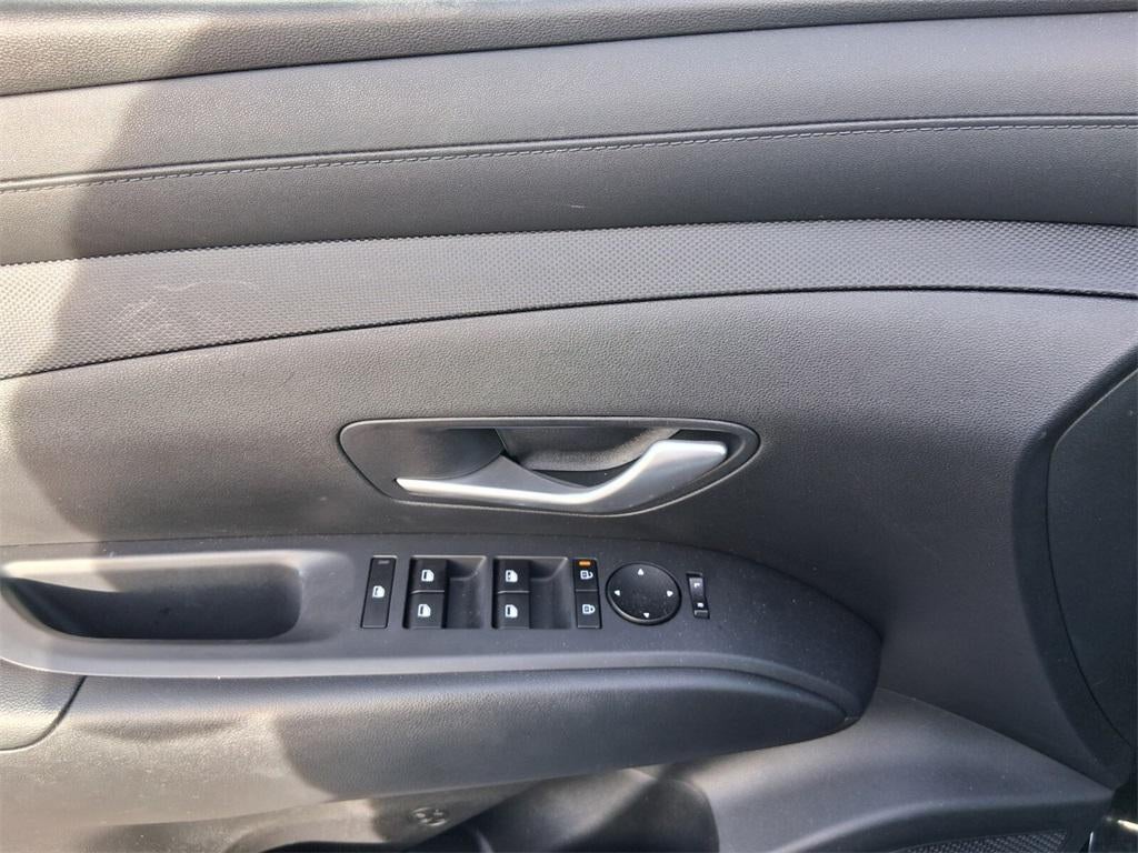 2025 Hyundai TUCSON SE FWD