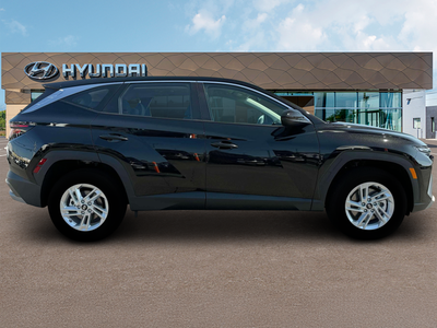 2025 Hyundai TUCSON SE FWD