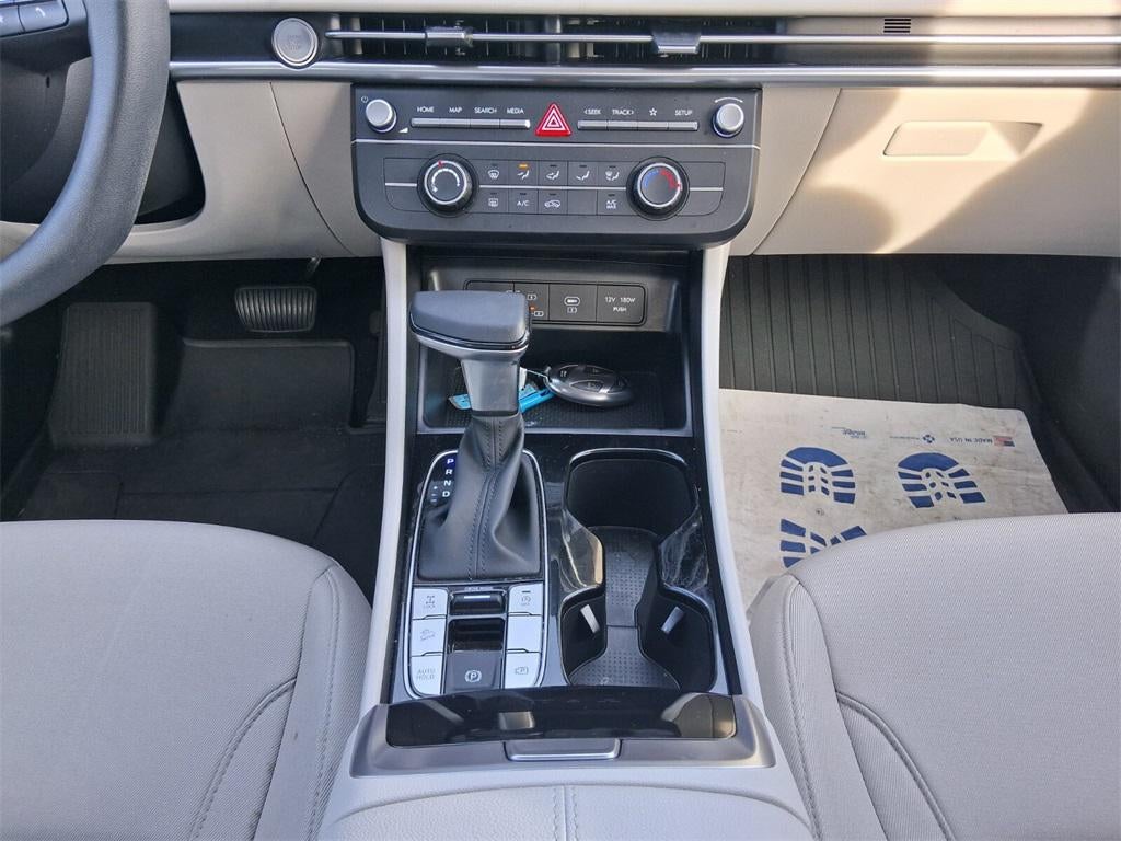 2025 Hyundai TUCSON SE AWD