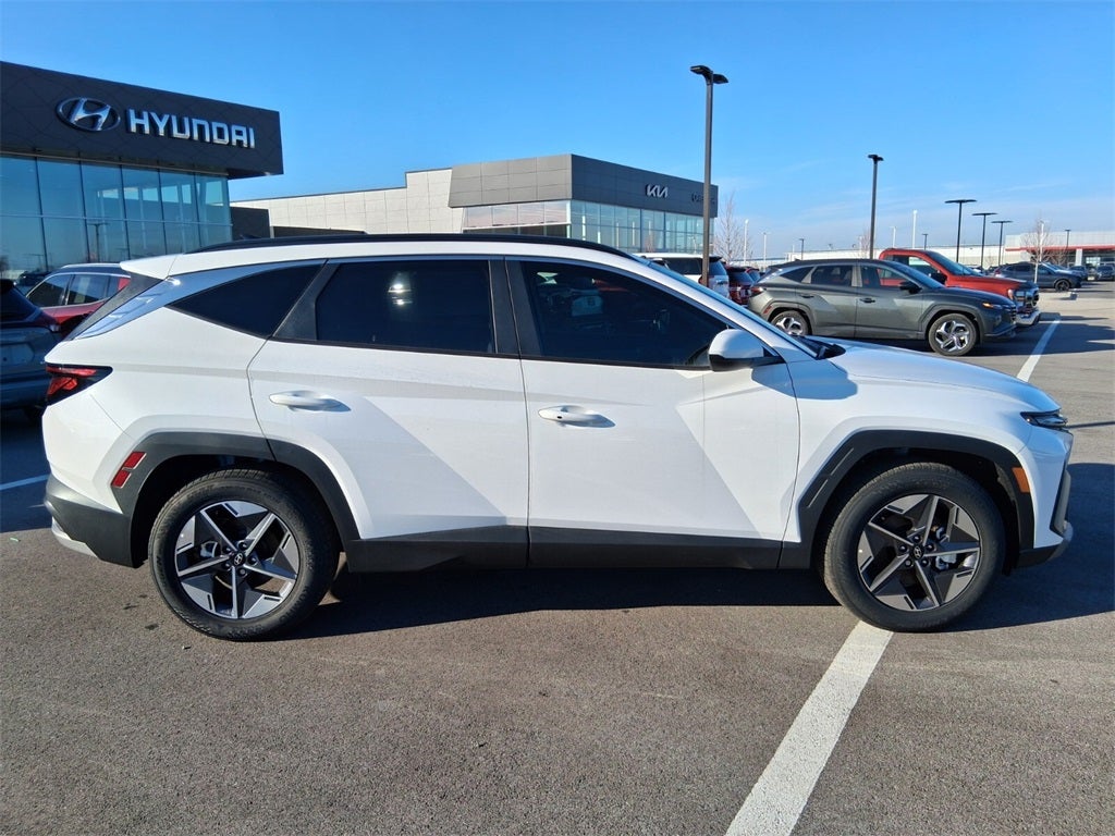 2026 Hyundai TUCSON SEL FWD