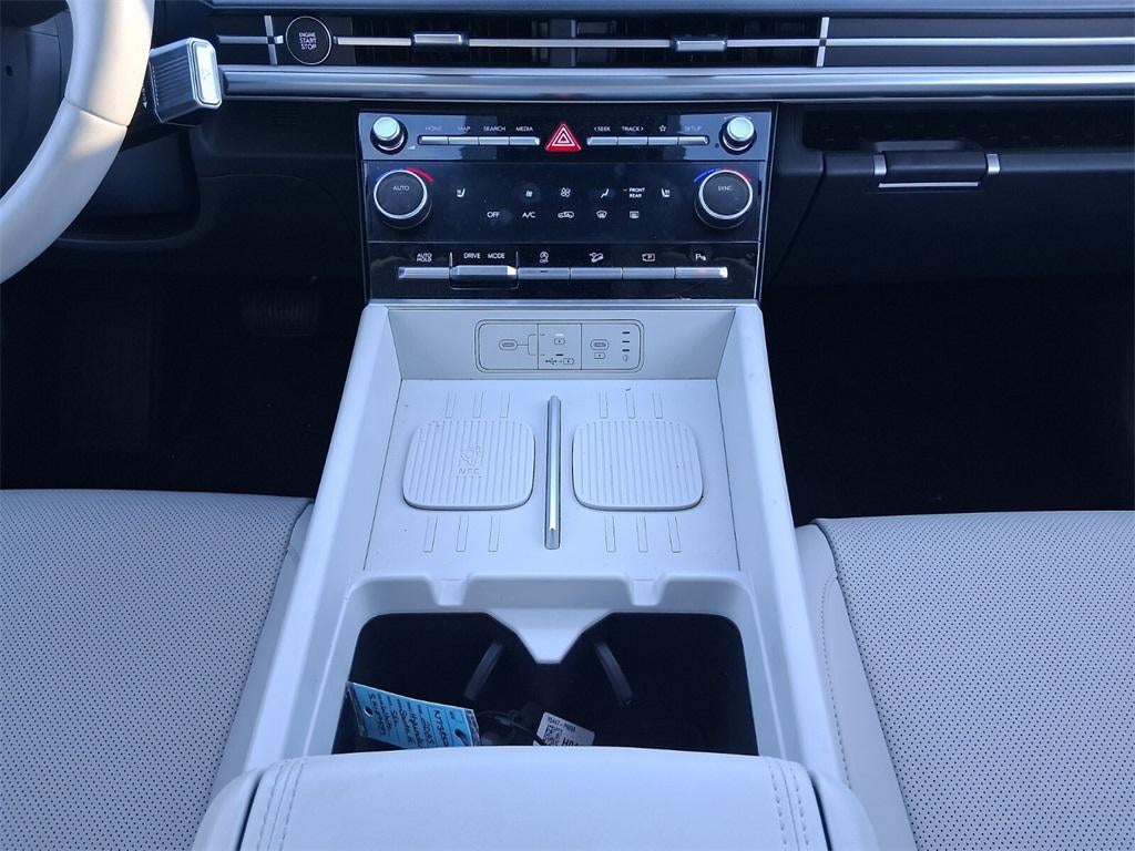 2025 Hyundai SANTA FE SEL FWD