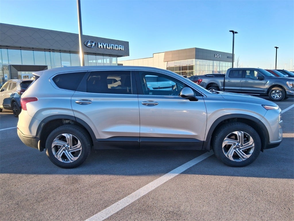 2021 Hyundai SANTA FE SE