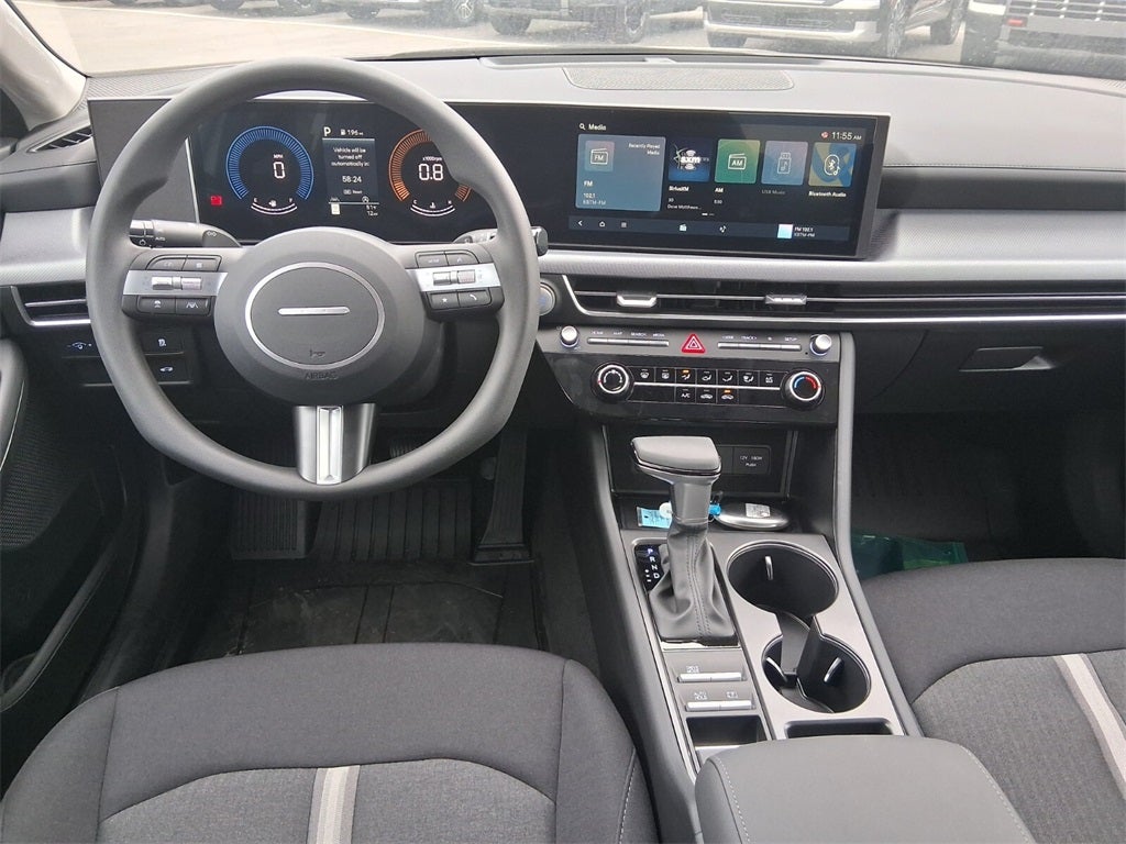 2025 Hyundai SONATA SE