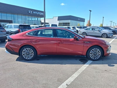2026 Hyundai SONATA HYBRID SEL