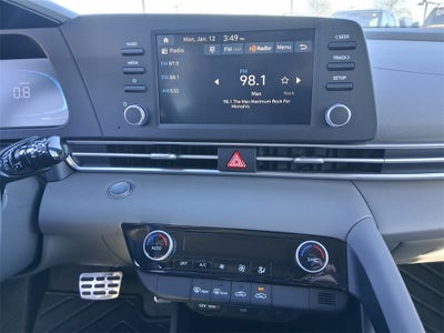 2025 Hyundai ELANTRA SEL Sport