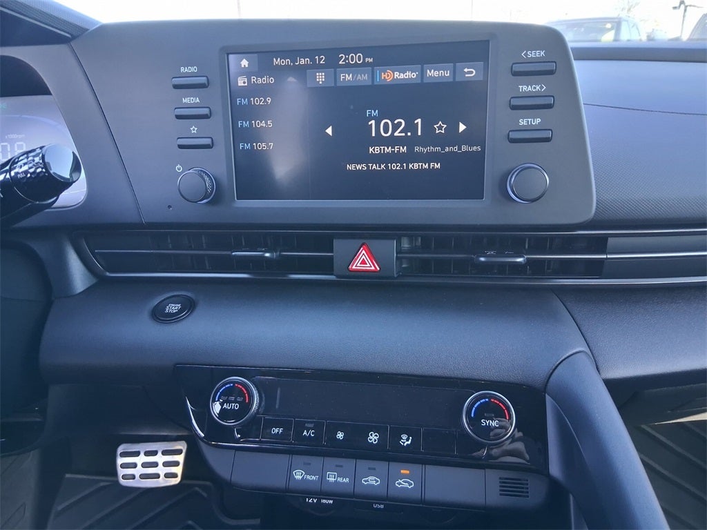 2025 Hyundai ELANTRA SEL Sport