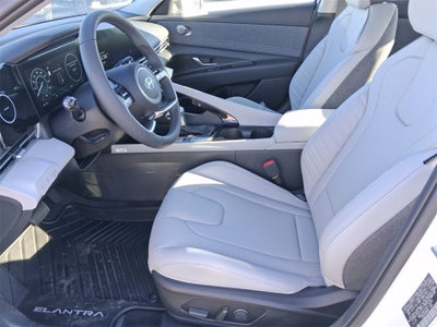 2025 Hyundai ELANTRA HYBRID Limited