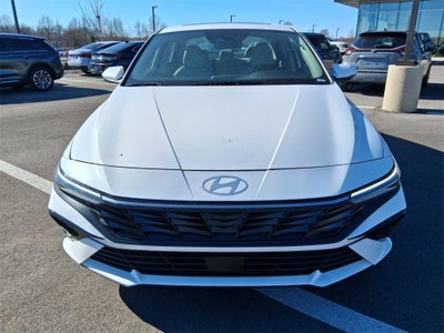 2025 Hyundai ELANTRA Limited
