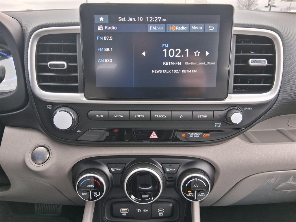 2025 Hyundai VENUE SEL