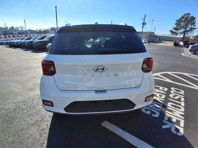 2026 Hyundai VENUE SEL W/Two-Tone Roof