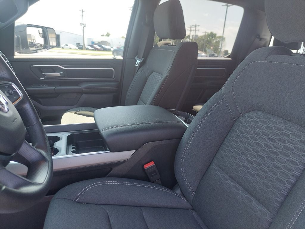 2026 RAM 1500 Big Horn Crew Cab 4x4 5'7' Box
