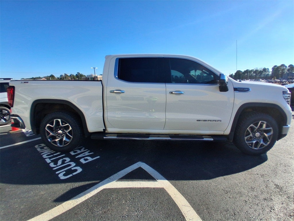 2022 GMC Sierra 1500 SLT