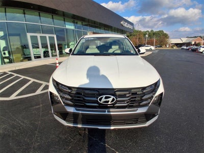 2026 Hyundai TUCSON SE FWD