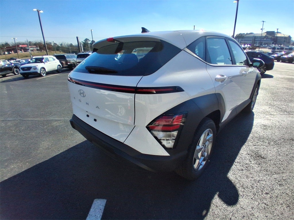 2026 Hyundai KONA SE FWD