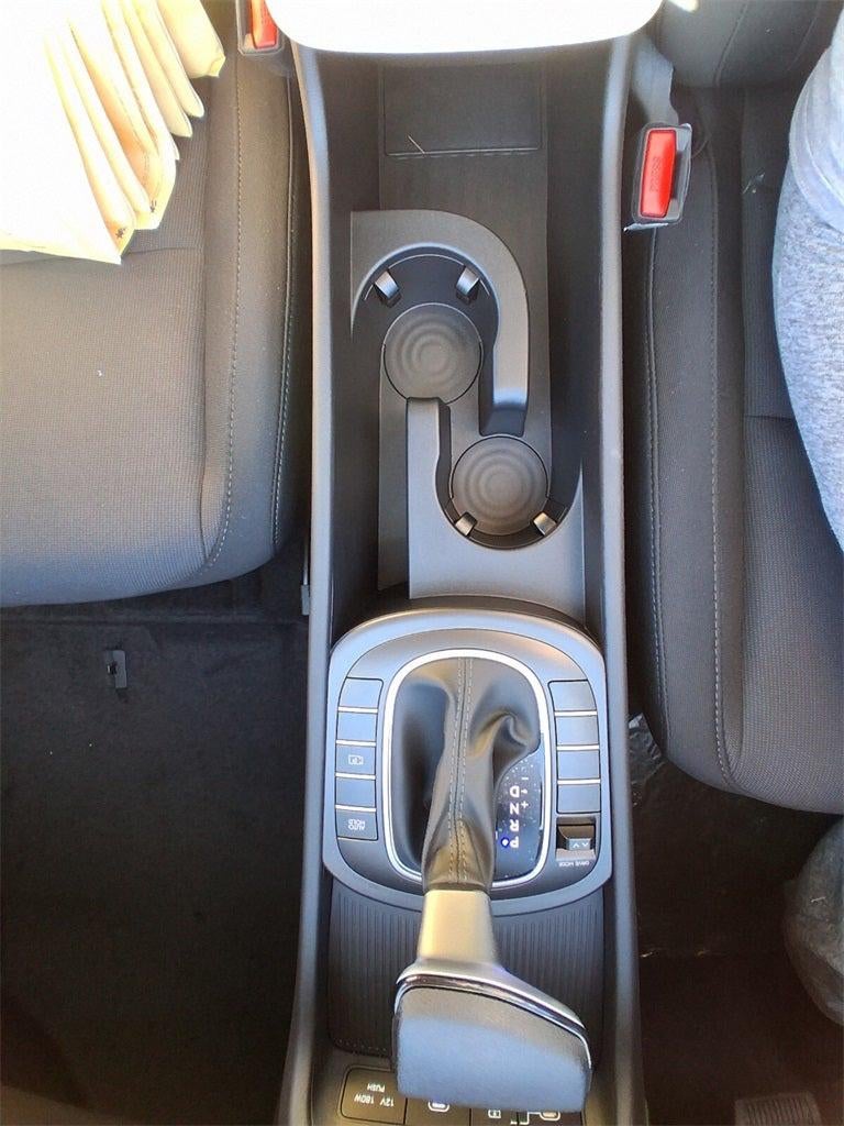 2026 Hyundai KONA SE FWD