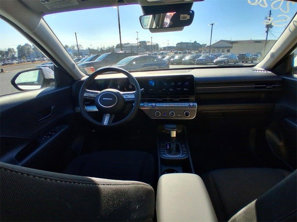 2026 Hyundai KONA SE FWD