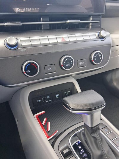 2026 Hyundai KONA SE FWD