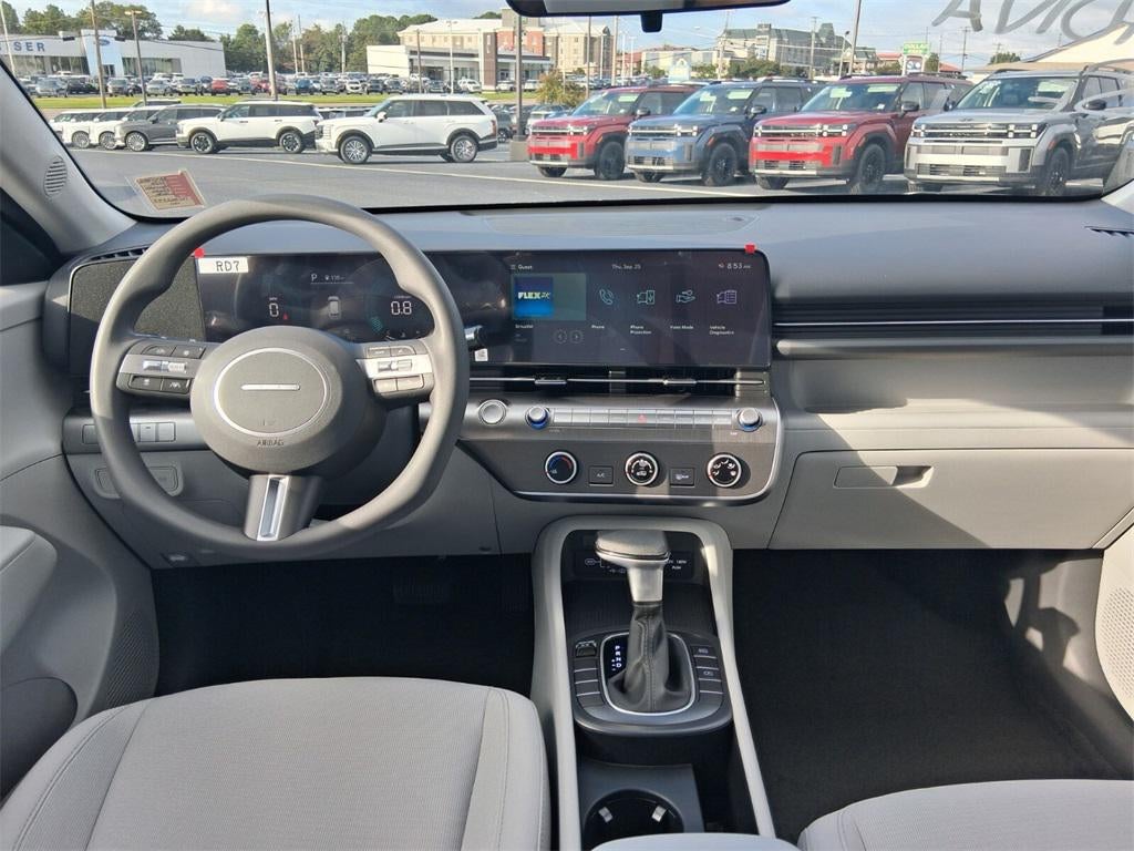 2026 Hyundai KONA SE FWD
