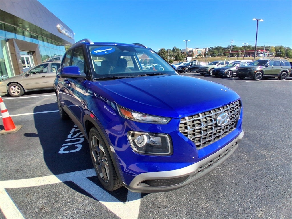 2025 Hyundai VENUE SEL