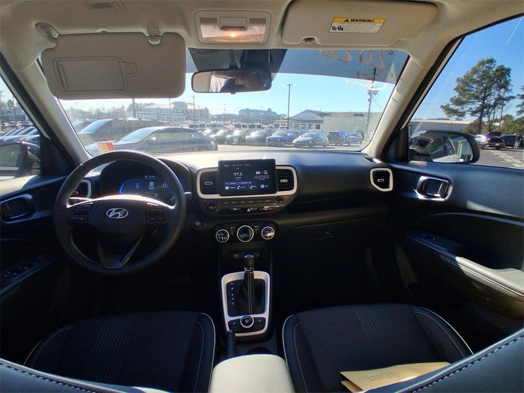 2026 Hyundai VENUE SEL W/Two-Tone Roof