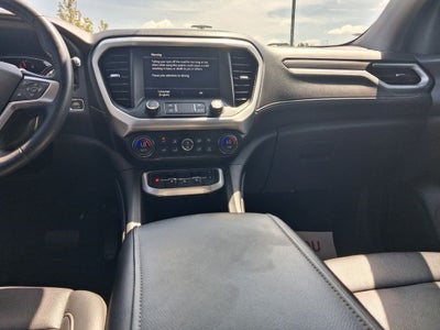 2022 GMC Acadia SLT