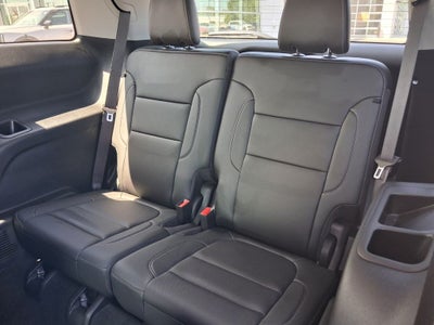 2022 GMC Acadia SLT