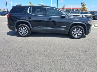 2022 GMC Acadia SLT